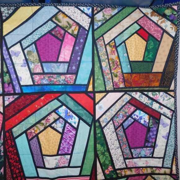 Handmade Bright colourful Pentagon Pattern 36" x 48" lap / Baby Quilt - Picture 5 of 8